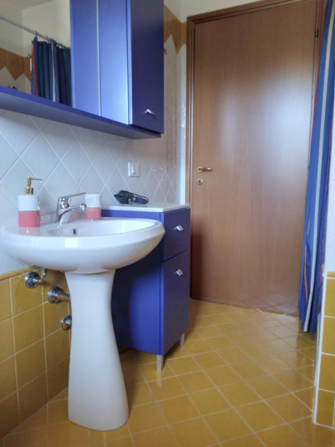 Apartment Border House *